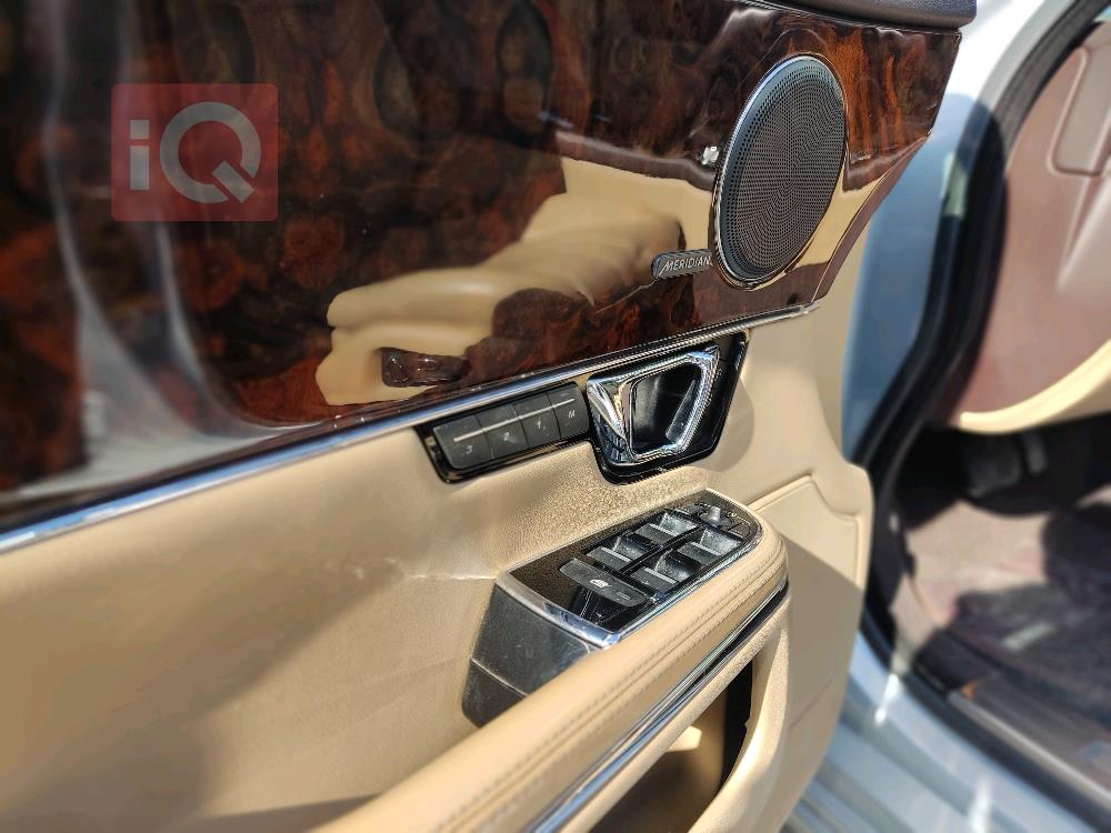 جاگوار XJ